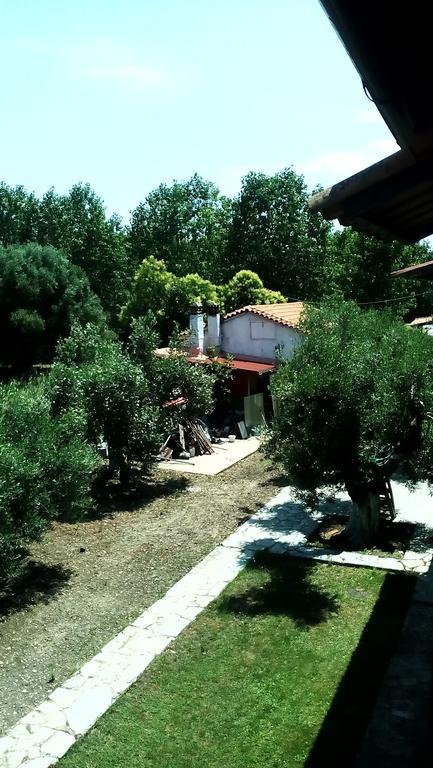 Nireas Appartement Nea Skioni Buitenkant foto