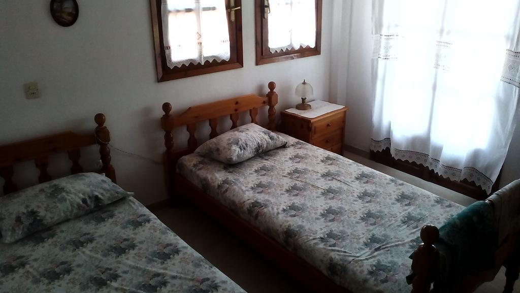 Nireas Appartement Nea Skioni Buitenkant foto
